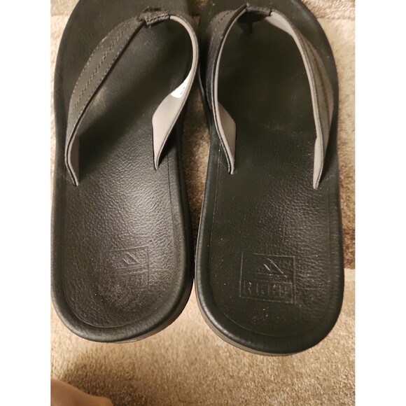 Reef Men\'s Black Leather Flip Flop Sandals Size 13 main image 9